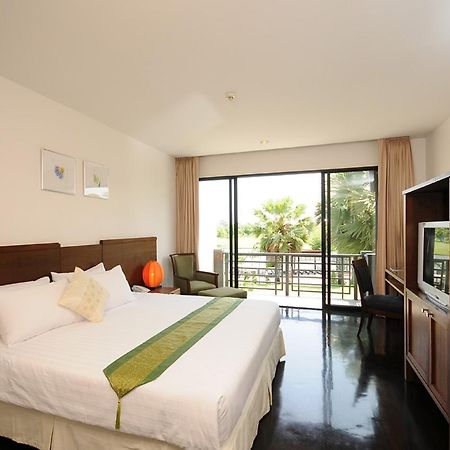 Nakhon Chai Si Suwan Golf & Country Club 게스트하우스 외부 사진