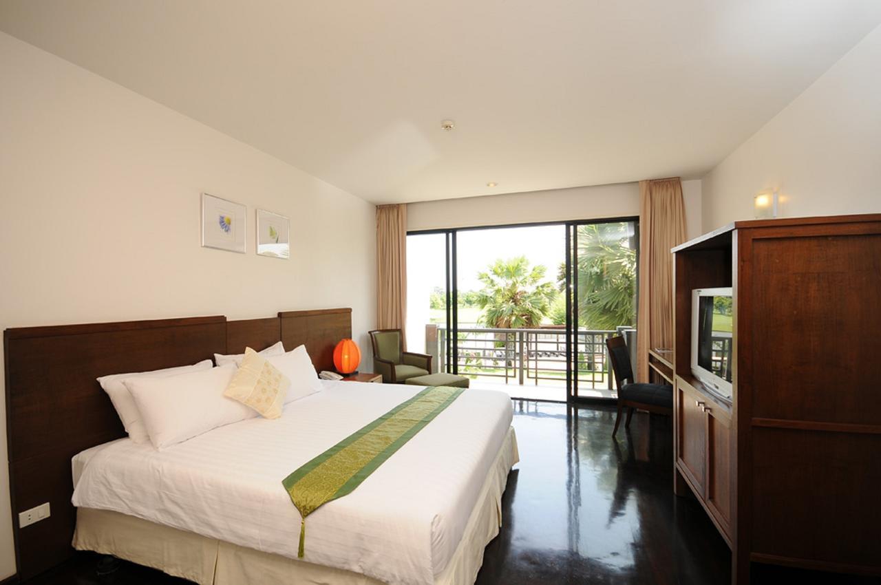 Nakhon Chai Si Suwan Golf & Country Club 게스트하우스 외부 사진